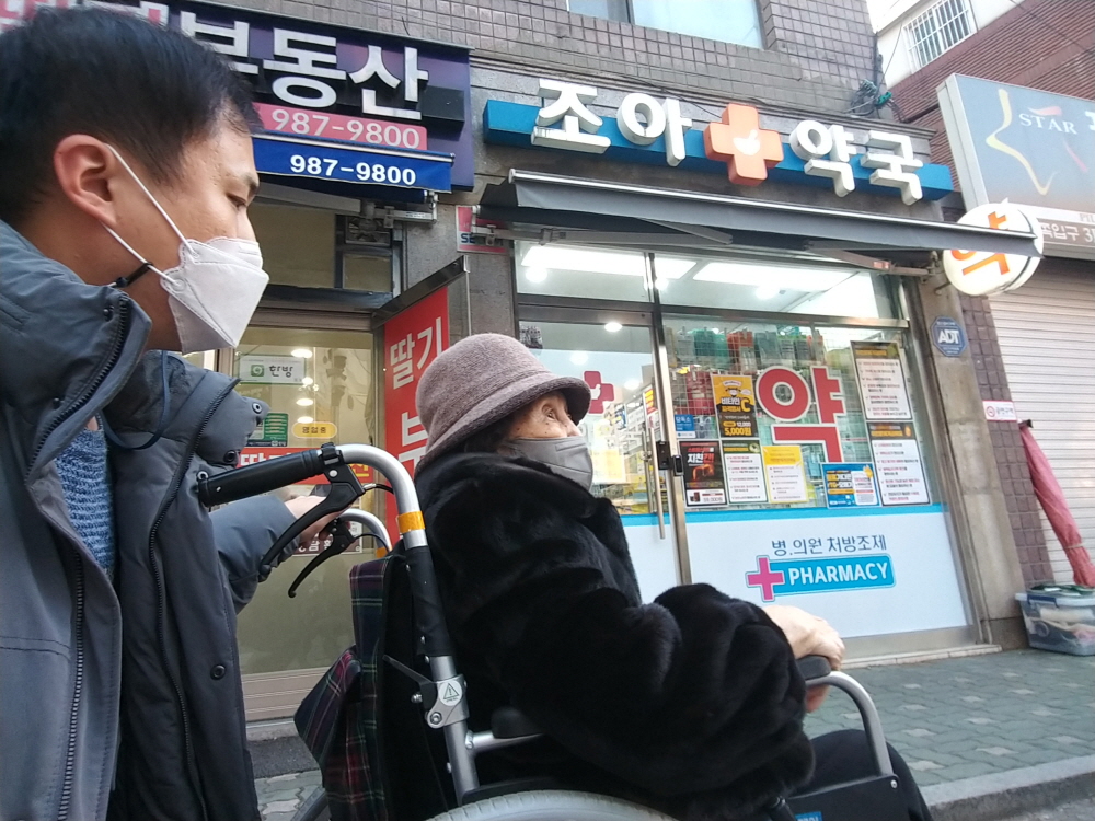 3695294320_g76JWBEM_f69306f94a2c983200ce1086d9baab1b29807322.jpg 이미지크게보기